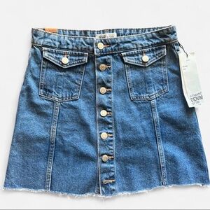 NWT ZARA BUTTON FRONT CUTOFF DENIM MINI SKIRT MID RISE SIZE MEDIUM